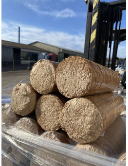 Henger alakú keményfa brikett (980 kg/raklap) - zsugorfóliázott