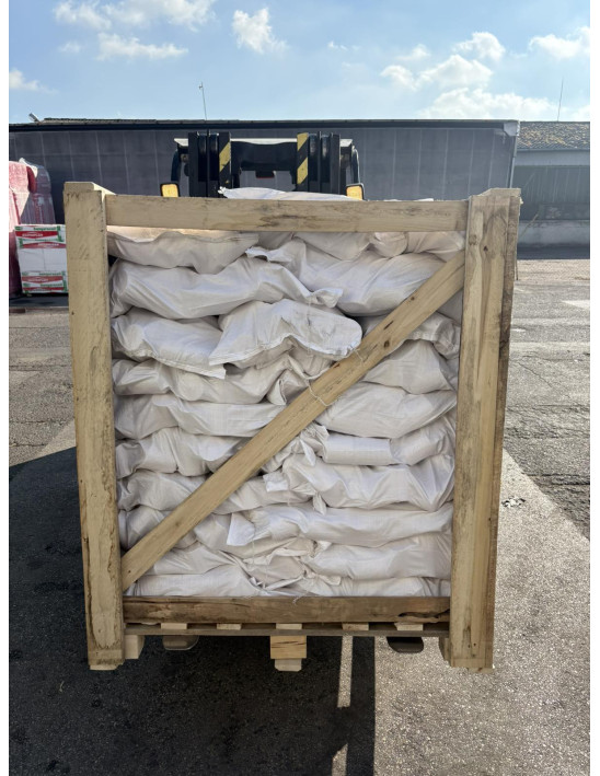Brikett henger nyár (600 kg/raklap)